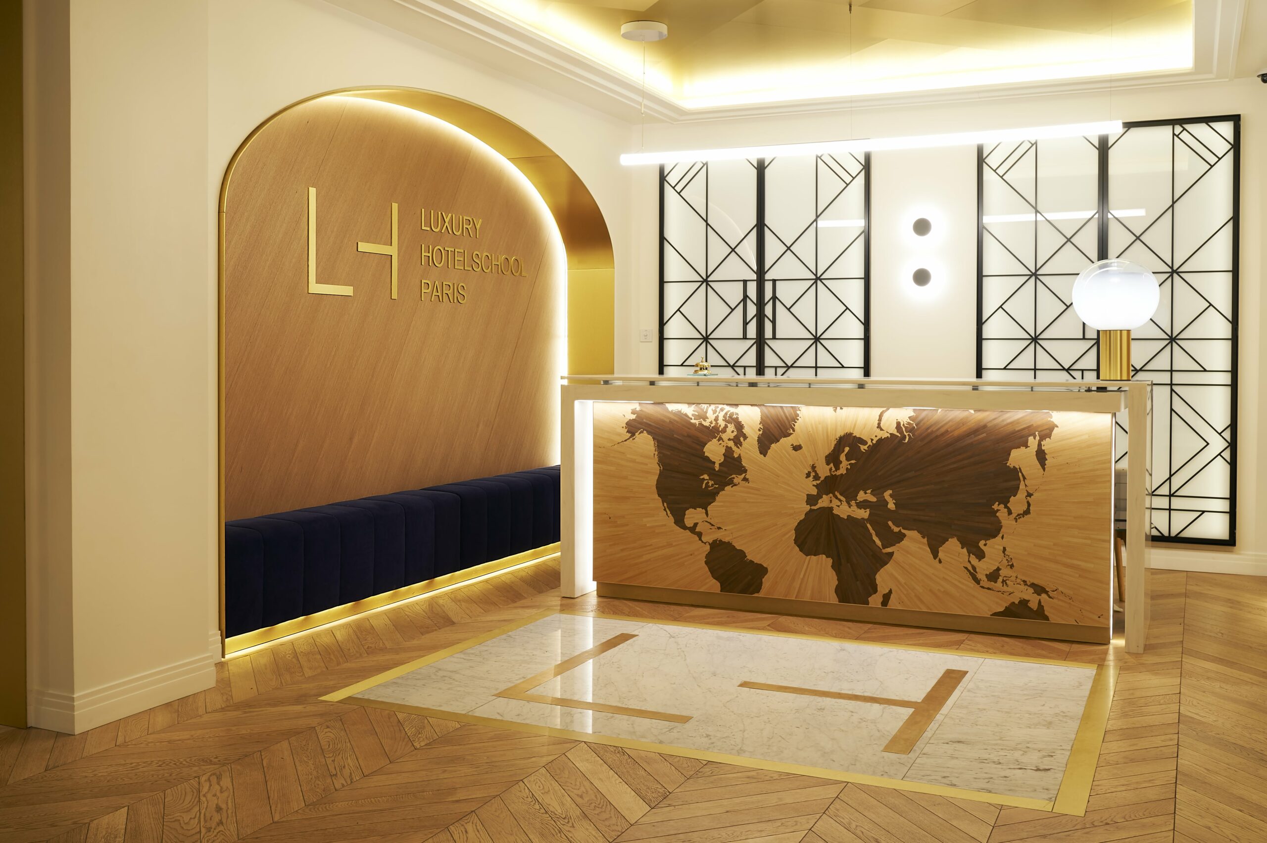 Hall d'accueil de la Luxury Hotel School - Luxury Hotelschool