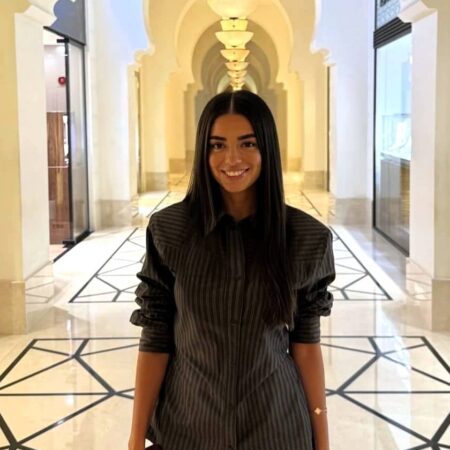 Alumni_Luxury_Hotelschool_Leila_Rahmani_Four_Seasons_Resort_Dubai_Jumeirah_Beach (1)